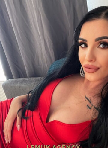 Marble Arch massage Lona london escort