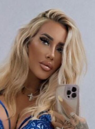 Kensington brunette Codie london escort