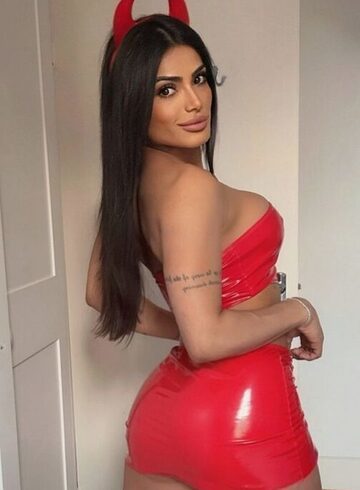 South Kensington massage Luma london escort