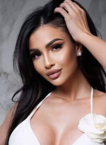 Gloucester Road brunette Ivy london escort