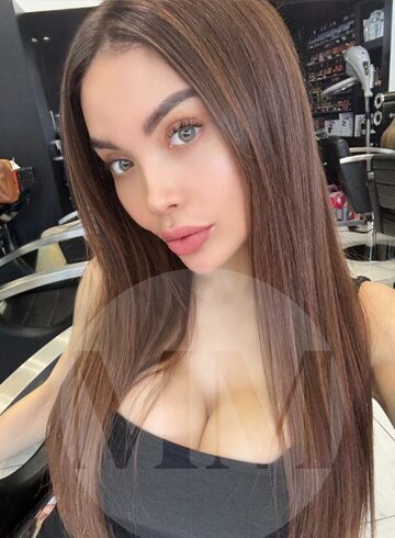 Outcall Only brunette Melena london escort