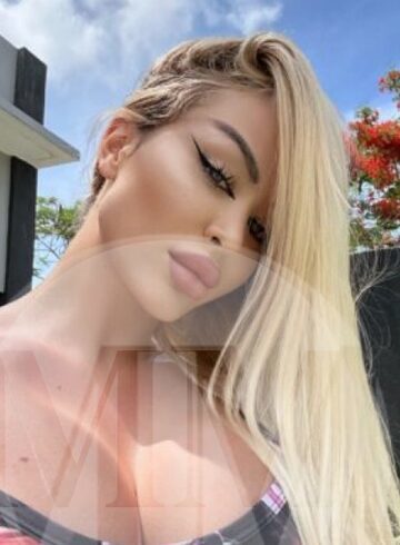 central london blonde Krissy london escort