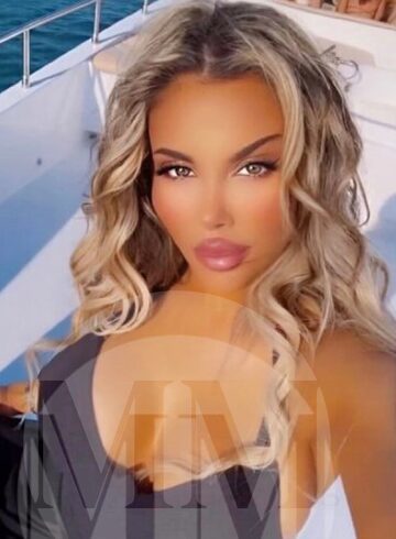 Paddington brunette Lia london escort