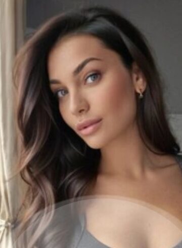 Central London brunette Heidi london escort
