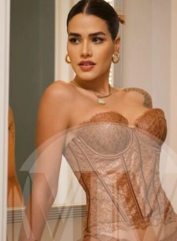central london brunette Paloma london escort