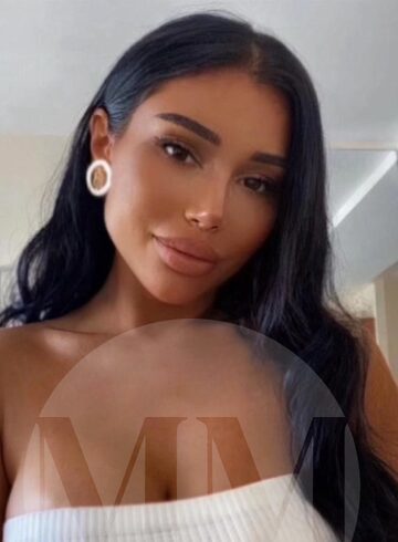 central london brunette Leila london escort