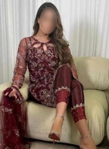 Chelsea 300-to-400 Sakina london escort