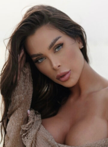 Notting Hill latin Adriana london escort