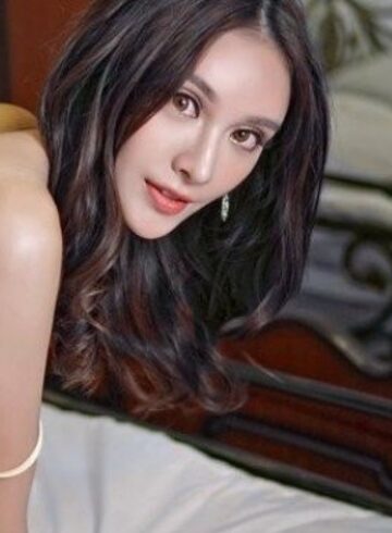South Kensington 300-to-400 Vivian london escort