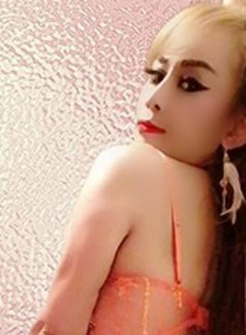 Bayswater blonde Ava london escort