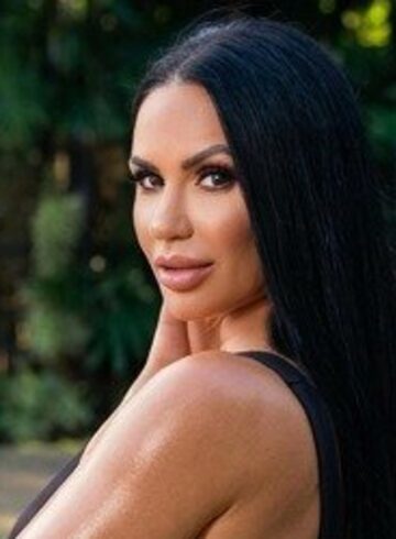 Earls Court 300-to-400 Ashley london escort