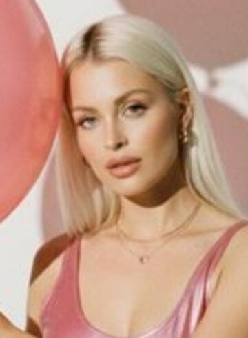 Kensington a-team Avery london escort