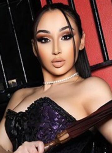 Marylebone pvc-latex Aimee london escort