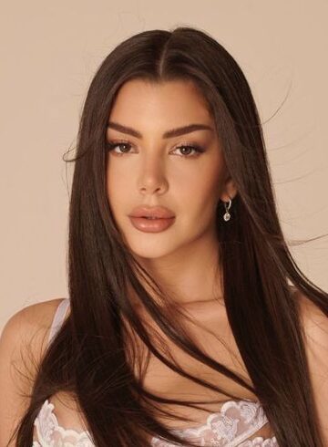 central london brunette Agnes london escort