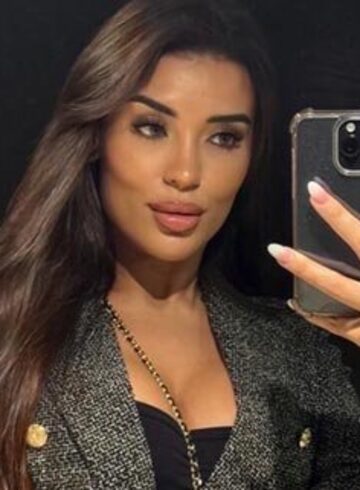 Earls Court elite Laura london escort
