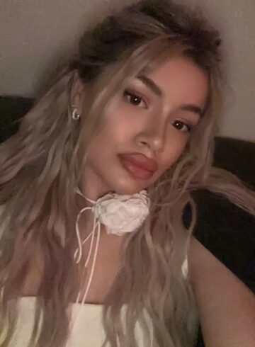 Marylebone 200-to-300 Mira london escort