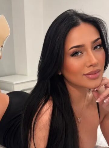 Earls Court brunette Insta london escort