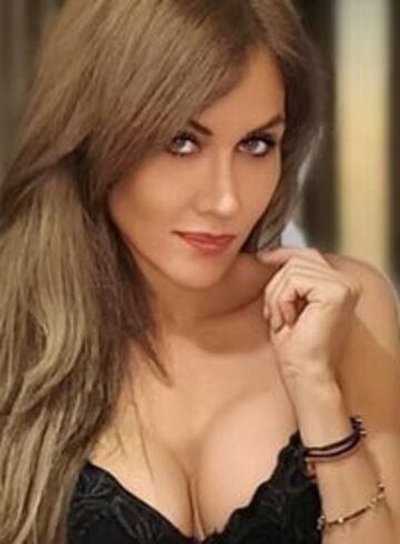 Central London 400-to-600 Colette london escort