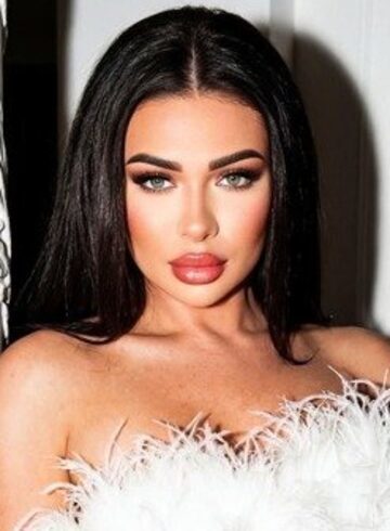 Kensington party-girl Sierra london escort