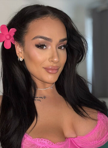 Edgware Road party-girl Elektra london escort