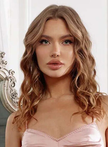 South Kensington blonde Annie london escort