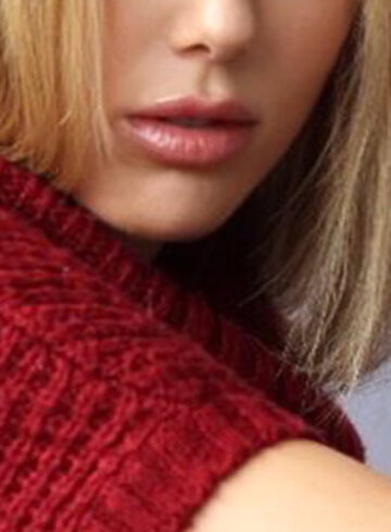 Chelsea blonde Escart london escort