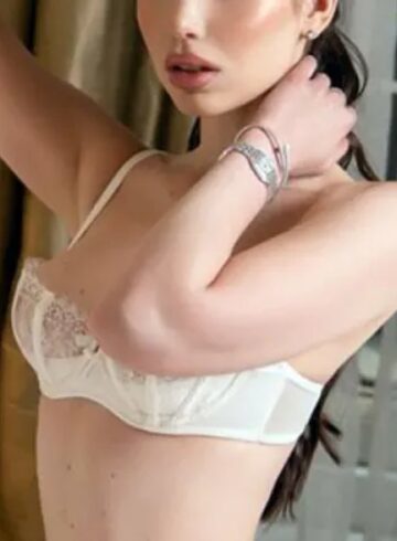 central london brunette Serena london escort