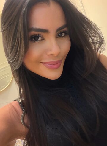 Kensington elite Andrea london escort