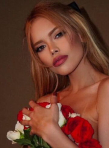 Earls Court elite Apollo london escort