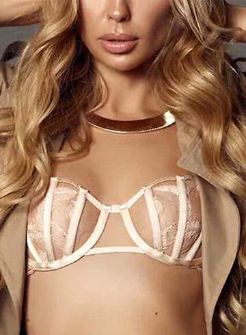 central london blonde Samora london escort