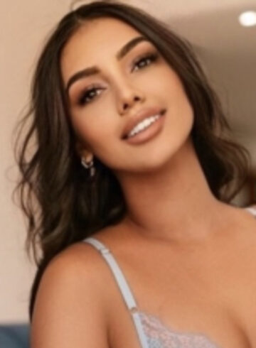 Marylebone party-girl Tex london escort
