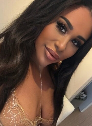 Earls Court party-girl Astrid london escort
