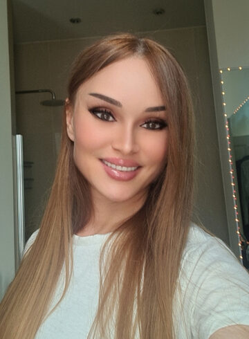 South Kensington brunette Mikel london escort