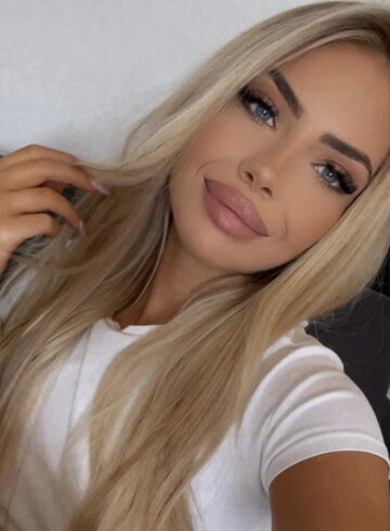 Central London 300-to-400 Candy london escort