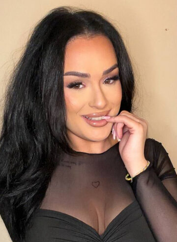 Edgware Road brunette Tao london escort