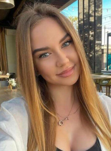 Outcall Only blonde Renova london escort
