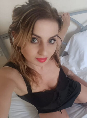 Outcall Only petite Tistel london escort