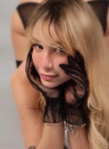 Chelsea  Anser london escort