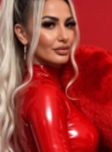 Edgware Road blonde Madeline london escort