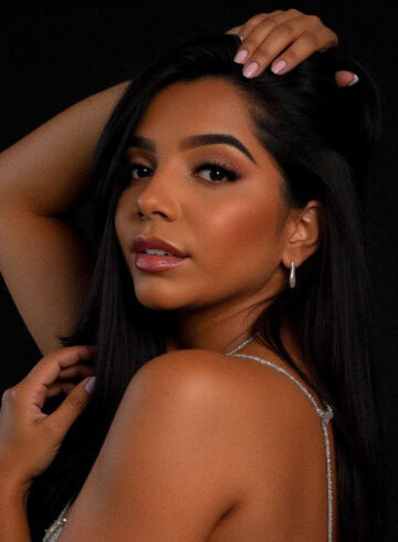 Central London party-girl Zaura london escort