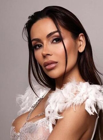 Bayswater 400-to-600 Cassandra london escort