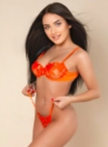 Central London party-girl Miray london escort