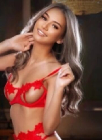Mayfair massage Lottie london escort