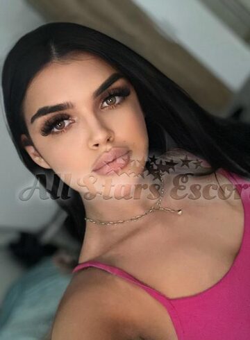 Bayswater brunette Mahara london escort