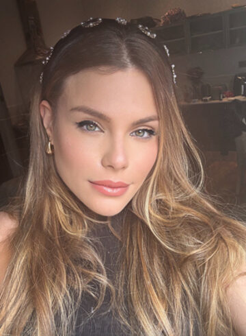 Mayfair massage Felícia london escort