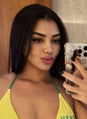 Earls Court brunette Tex london escort