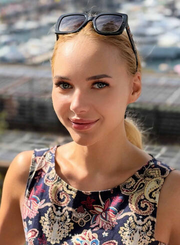 Knightsbridge blonde Happiness london escort