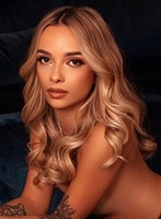 Central London blonde Bumble london escort