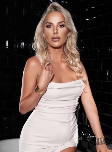 central london 300-to-400 Dora london escort