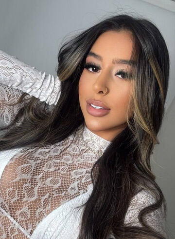 Edgware Road brunette Minta london escort